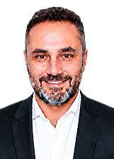 DERIAN CAMPOS